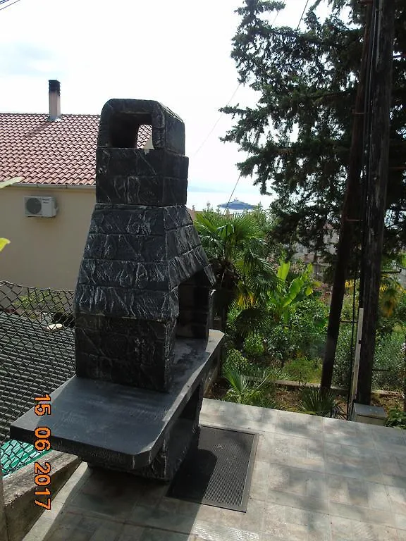 Apartment Mihael Opatija 0*,